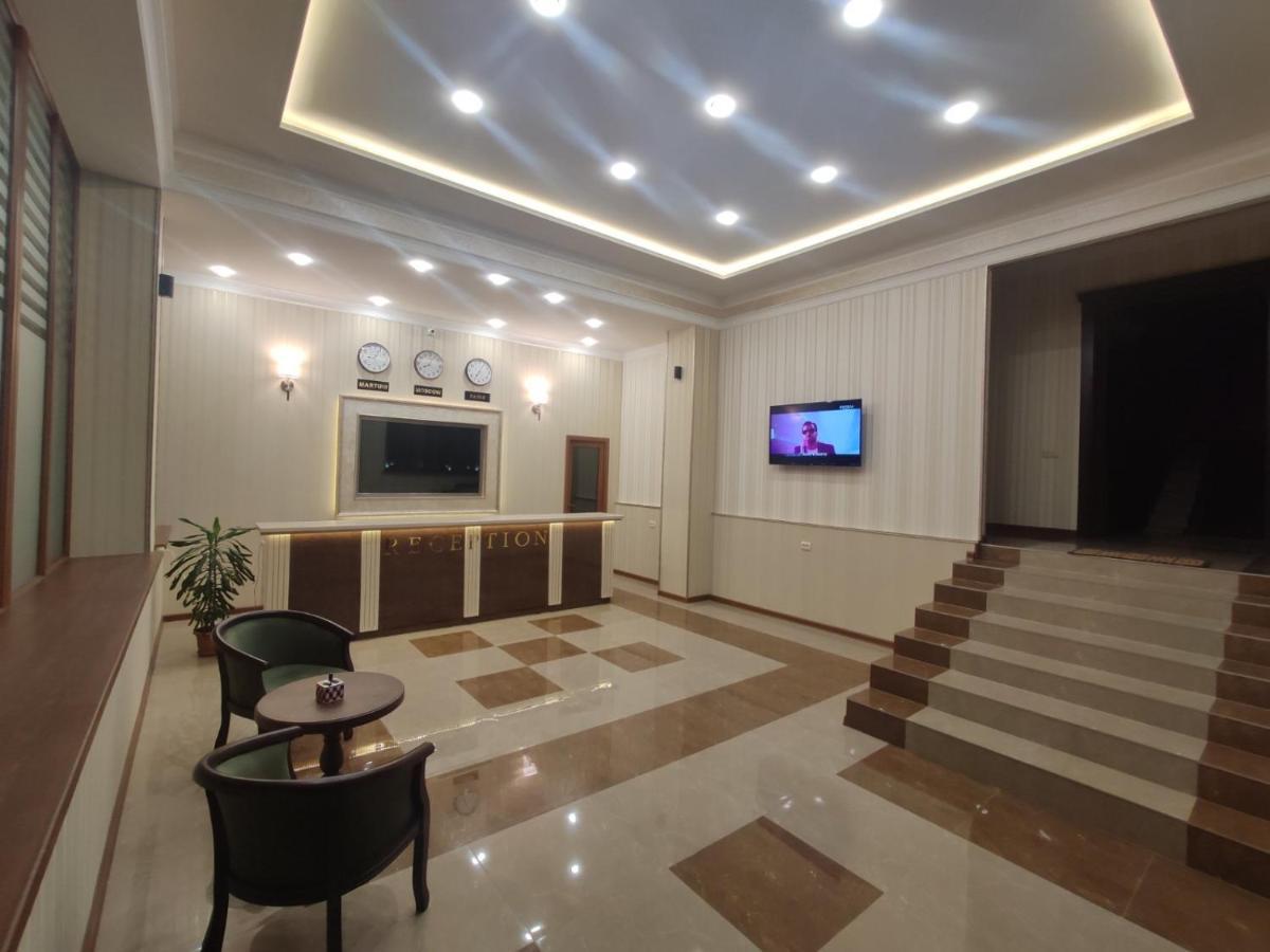 Khrchit Hotel Martuni Ngoại thất bức ảnh