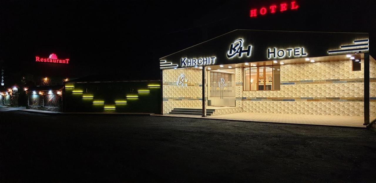 Khrchit Hotel Martuni Ngoại thất bức ảnh