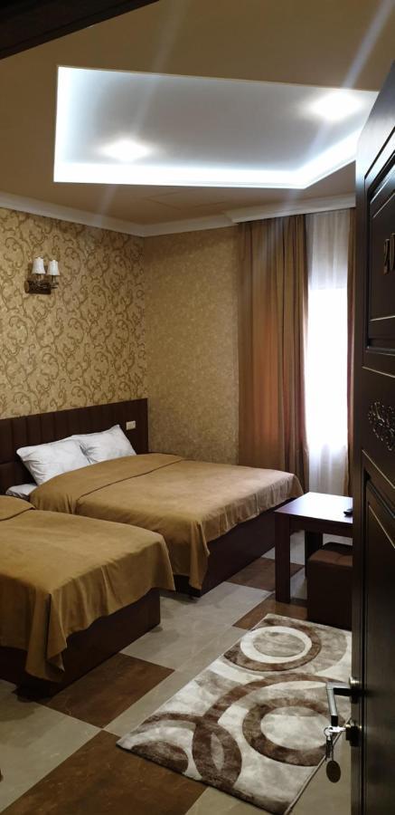 Khrchit Hotel Martuni Ngoại thất bức ảnh